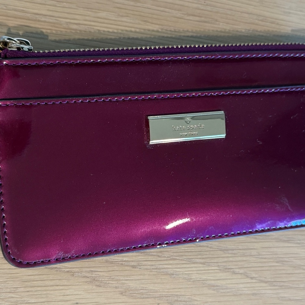 Kate Spade Kenzie Purple patent wallet